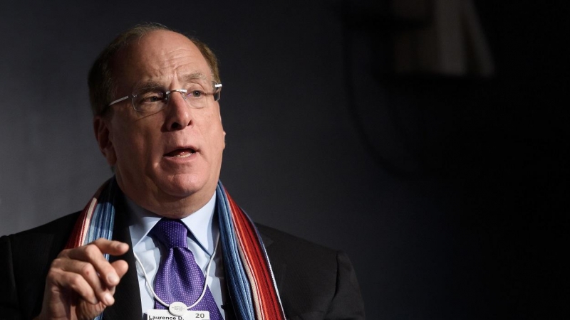 El presidente y consejero delegado del gestor de fondos estadounidense BlackRock, Laurence D. Fink, en el Foro de Davos, enero de 2020. AFP