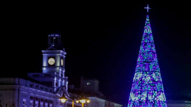 Imagen de archivo del encendido del árbol de Navidad de la Puerta del Sol de Madrid.