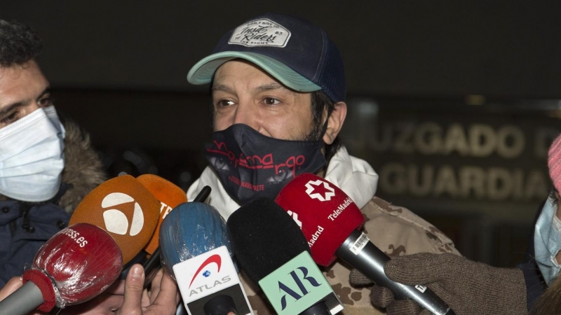 Rafael Amargo sale del juzgado de guardia de Plaza Castilla, en Madrid (España).