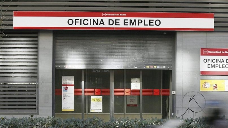 06/12/2020. En la imagen, oficina de empleo del Paseo de las Acacias de Madrid. - EFE