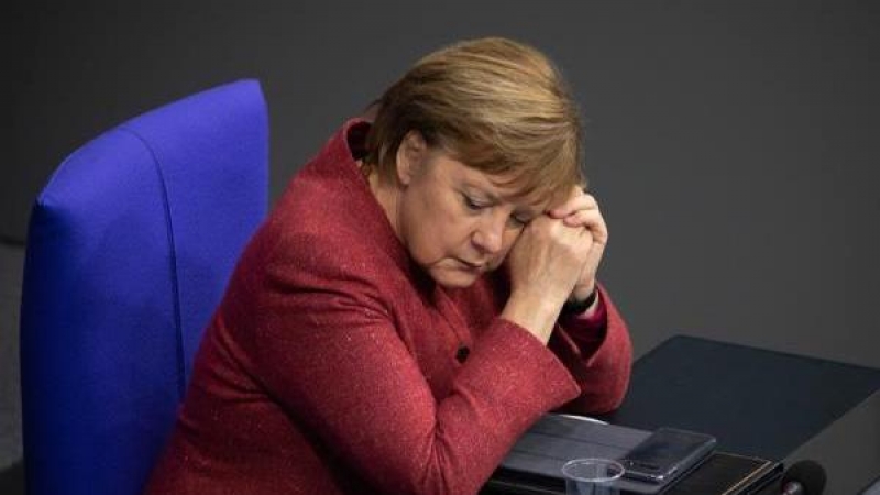 Ángela Merkel durante la sesión en el Parlamento Alemán.