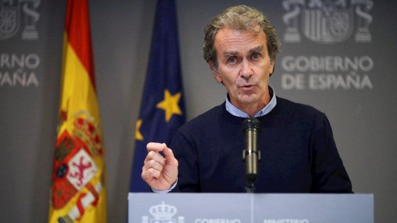 El director del Centro de Coordinación de Alertas y Emergencias Sanitarias del Ministerio de Sanidad, Fernando Simón, ofrece una rueda de prensa este jueves en la sede del Ministerio de Sanidad en Madrid.