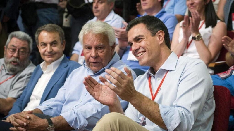 José Luis Rodríguez Zapatero, Felipe González y Pedro Sánchez durante una campaña electoral.