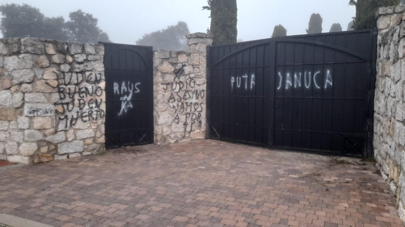 Ataque vandálico en el cementerio judío de Madrid.