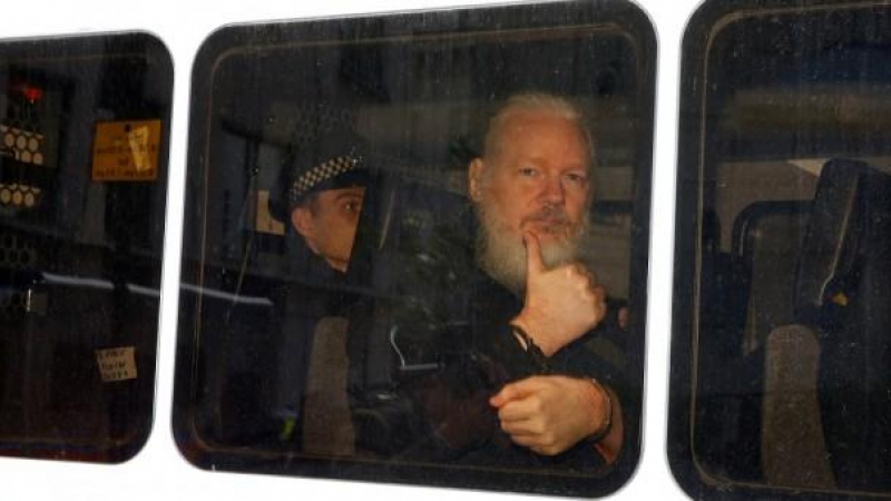 Dominio Público - La extradición de Assange: tiro de gracia al periodismo