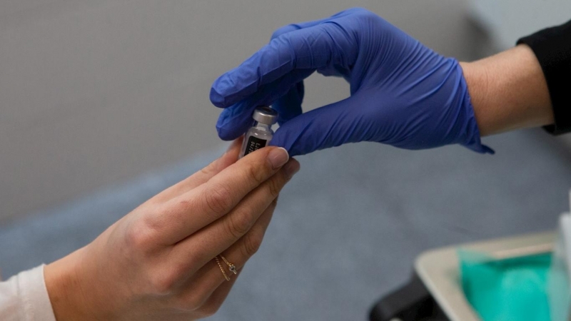 Imagen de archivo de una dosis de la vacuna contra la covid