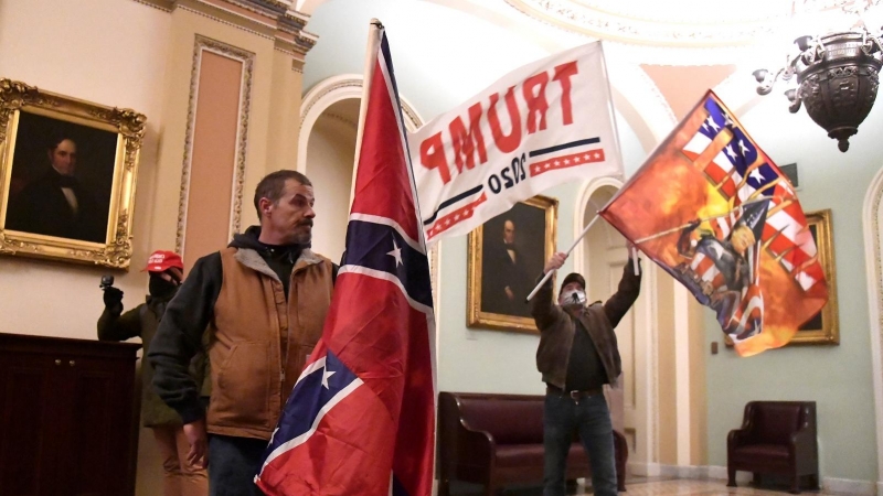 Simpatizantes de Trump en el asalto al Capitolio