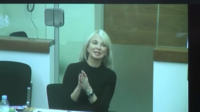 Corinna Larsen, durante su declaración por videoconferencia desde Londres, este viernes, en el primer juicio contra Villarejo.