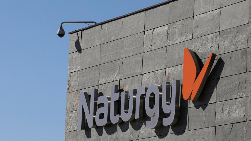 El logo de la energética Naturgy, en su sede en Madrid. REUTERS/Sergio Perez