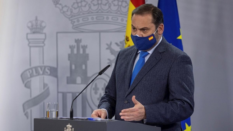 13/01/2021.- El ministro de Transportes, José Luis Ábalos durante la rueda de prensa, en una imagen de archivo.