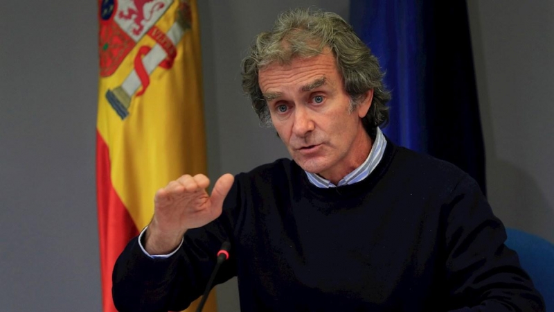 El director del Centro de Alertas y Emergencias (CCAES), Fernando Simón, durante la rueda de prensa para evaluar el estado de la pandemia de la COVID-19, este jueves en el Ministerio de Sanidad, en Madrid.