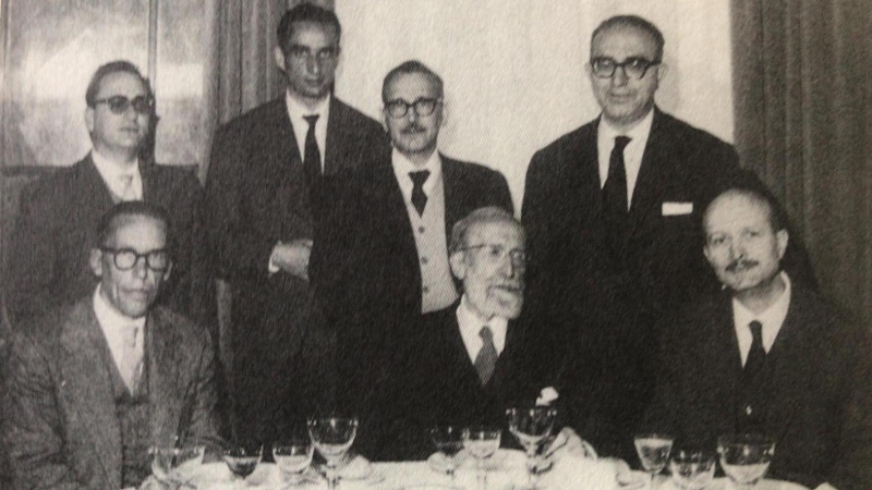 Aníbal Otero, con Ramón Menéndez Pidal (centro).