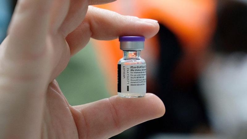 Pfizer aumentará el suministro el 15 de febrero tras retomar el envío de vacunas comprometidas con la UE