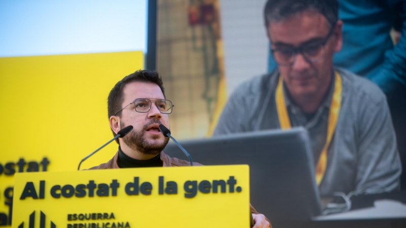 El cap de llista d'ERC a les eleccions al Parlament, Pere Aragonès, durant un acte de campanya a Lloret de Mar.