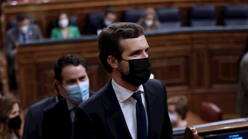 El líder del Partido Popular, Pablo Casado, asiste este miércoles, a la primera sesión de control al Gobierno en el Congreso desde el mes de diciembre.