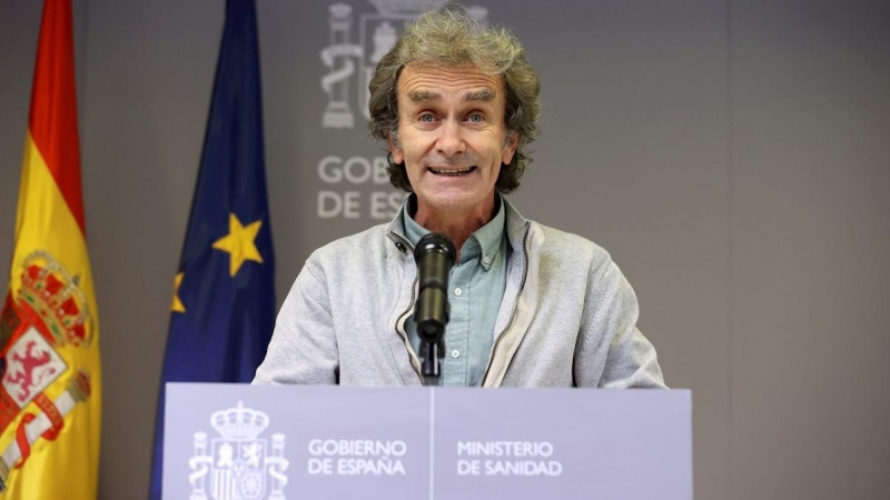 El director del Centro de Coordinación de Alertas y Emergencias Sanitarias del Ministerio de Sanidad, Fernando Simón, durante la rueda de prensa ofrecida este jueves en Madrid para dar a conocer los últimos datos de la evolución de la pandemia de la covid