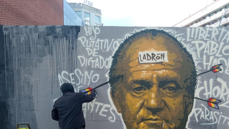 Grafiti a favor de la libertad de Pablo Hasél en Barcelona