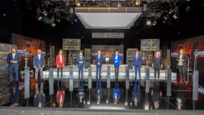 Los candidatos del 14F en el debate electoral organizado por TV3.