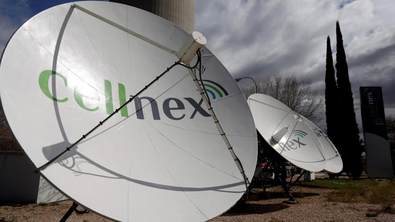 Antenas de telecomunicaciones de Cellnex, en sus instalaciones de Torrespaña, conocidas también como el 'Piruli'. REUTERS/Sergio Perez