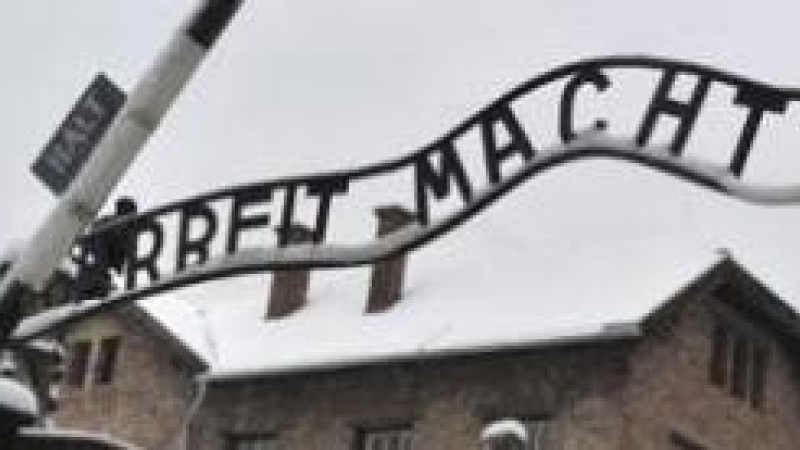 Entrada al campo de concentración de Auschwitz.