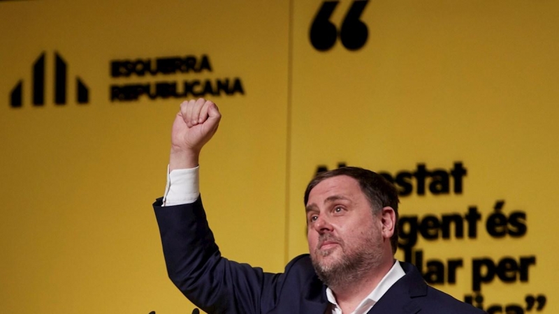 El presidente de Esquerra, Oriol Junqueras, ofrece un discurso durante un mitin en Manresa.