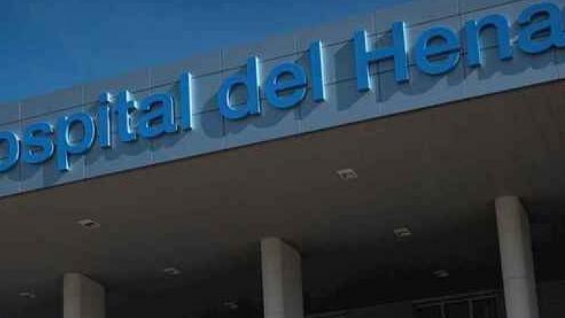 Fachada del Hospital del Henares.