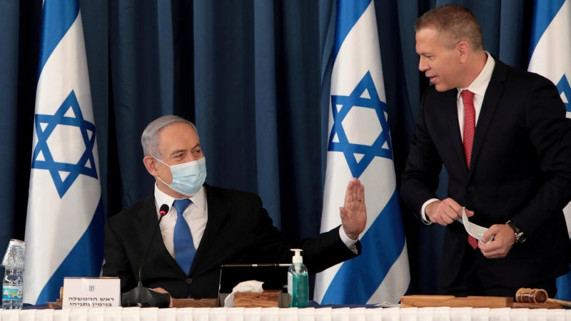 Imagen de archivo del primer ministro israelí, Netanyahu, celebrando una reunión semanal del gabinete, en Jerusalén. - Reuters