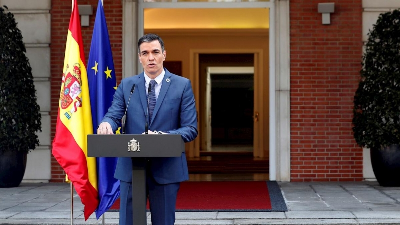 El presidente del Gobierno, Pedro Sánchez, comparece tras participar en la reunión telemática del Consejo Europeo extraordinario del 26 de febrero.