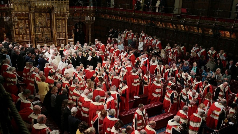 Miembros de la Cámara de los Lores, durante un discurso de la reina en diciembre de 2019.