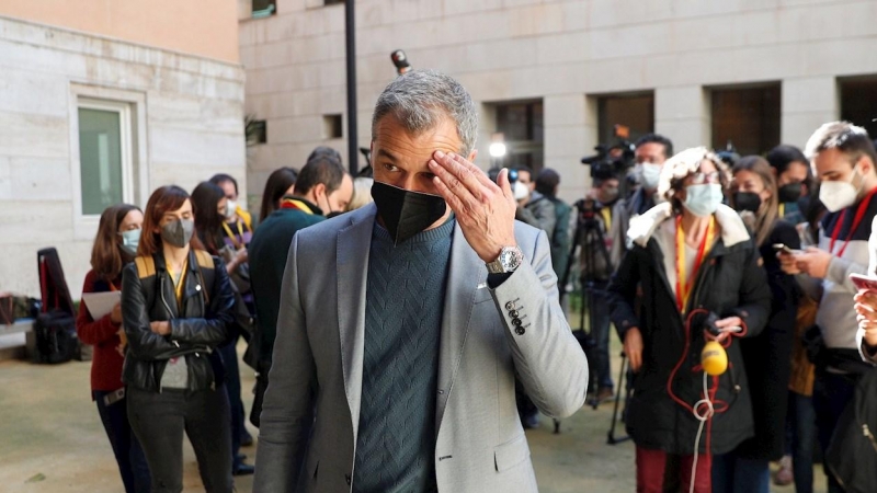 Toni Cantó saliendo de Les Corts Valencianes este martes 16 de marzo de 2021.