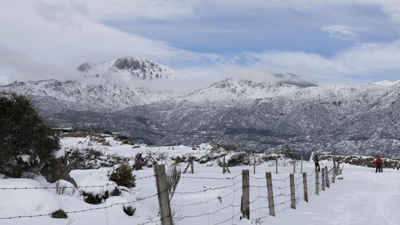 La Sierra de Madrid, cubierta por nieve tras la nevada fruto del temporal Filomena por la Comunidad de Madrid (España), a 10 de enero de 2021.