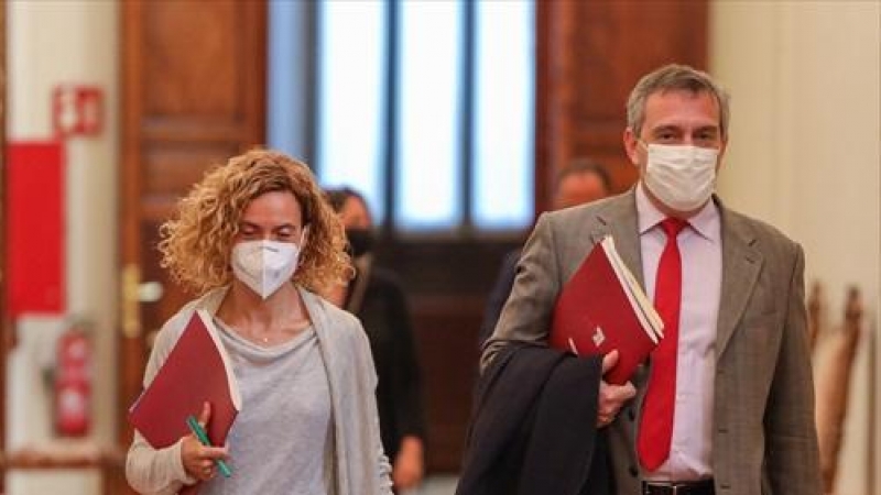 La presidenta del Congreso de los Diputados, Meritxell Batet, se dirige a la Sala Mariana de Pineda para participar en la reunión de la Mesa del Congreso de los Diputados, en Madrid (España), a 16 de marzo de 2021.