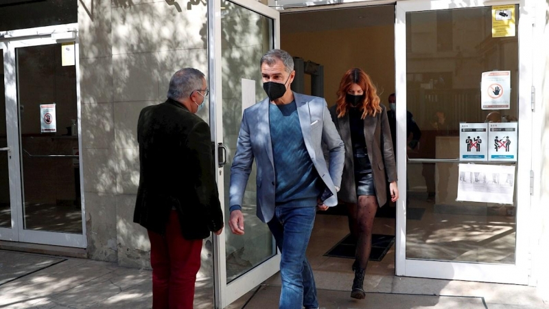 Toni Cantó saliendo de Les Corts Valencianes la semana pasada.