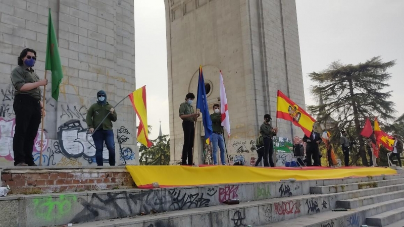 Acto franquista en Madrid para conmemorar la toma de la capital en la guerra civil.