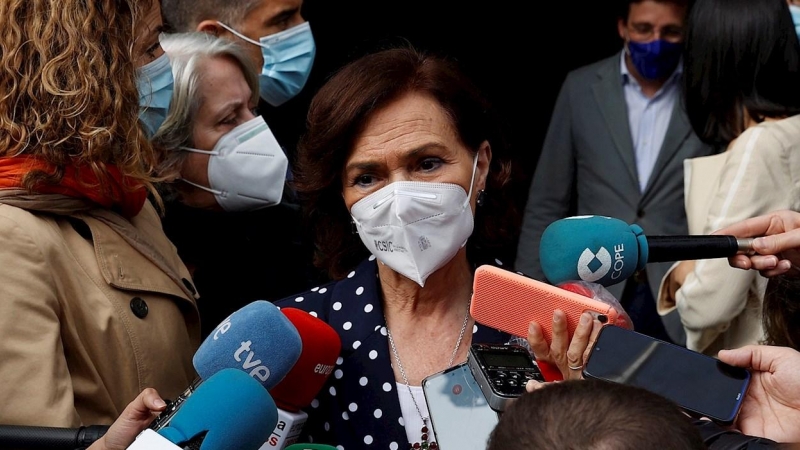 La vicepresidenta primera del Gobierno, Carmen Calvo, durante la ceremonia de toma de posesión de la socialista Mercedes González como la delegada del Gobierno de la Comunidad de Madrid, este miércoles.