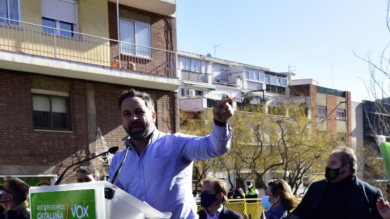 El presidente de Vox, Santiago Abascal durante su intervención en una campaña electoral en Barcelona, Catalunya (España), a 1 de febrero de 2021.