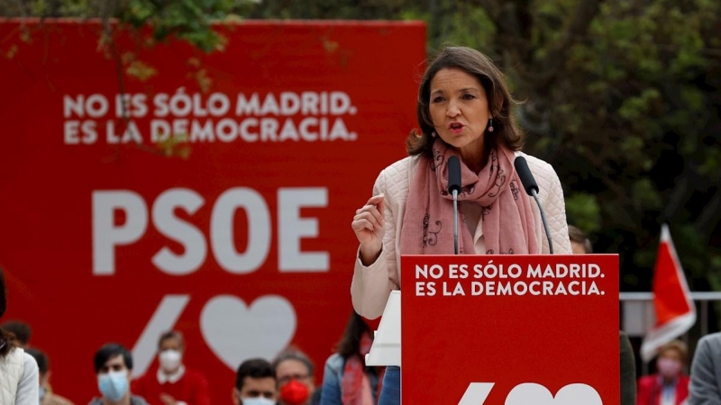 24/04/2021.- La ministra de Industria, Comercio y Turismo, Reyes Maroto, interviene durante un acto de campaña del candidato socialista a las elecciones de la Comunidad de Madrid, Ángel Gabilondo, celebrado el sábado 24 de abril.