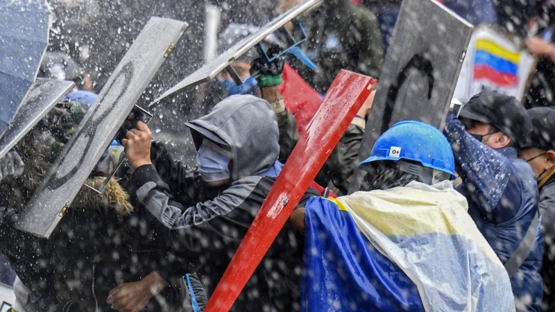 Manifestantes durante las protestas contra el Gobierno en Colombia del pasado 5 de mayo.