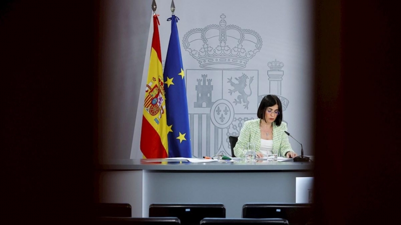 La ministra de Sanidad, Carolina Darias, en rueda de prensa el pasado 5 de abril tras el Consejo Interterritorial de Salud en Madrid.