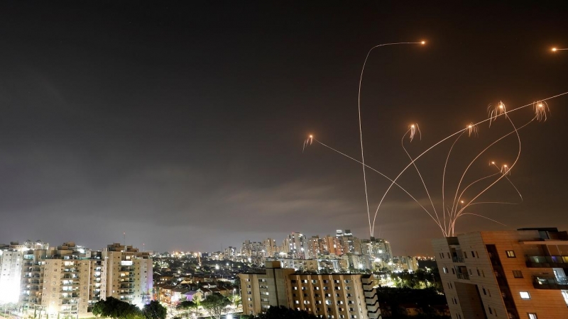 El sistema antimisiles israelí intercepta los cohetes lanzados desde la Franja de Gaza.