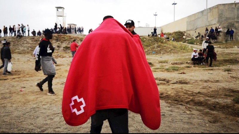 Migrantes devueltos desde Ceuta a Marruecos.