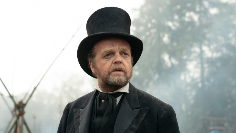 Toby Jones