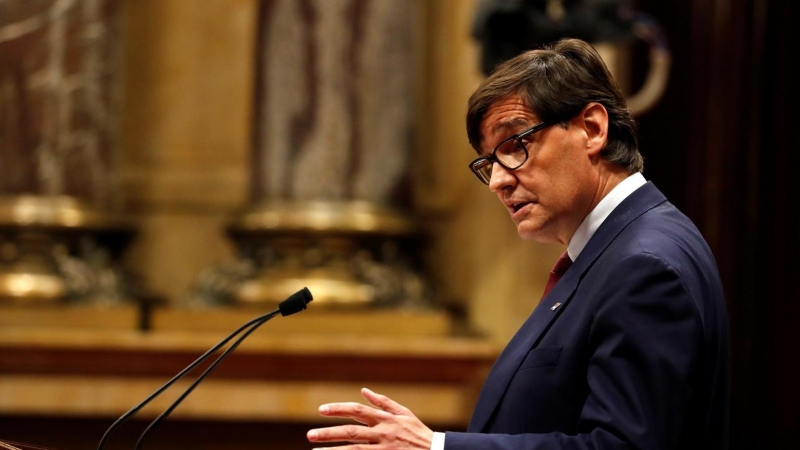 20/05/2021.- El líder del PSC en el Parlament, Salvador Illa, interviene durante la primera jornada del debate de investidura de Pere Aragonès, esta tarde en el Parlamento de Cataluña. EFE/Alberto Estévez