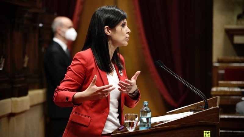 la portaveu del grup parlamentari d'ERC, Marta Vilalta, durant la seva intervenció en el ple d'investidura.