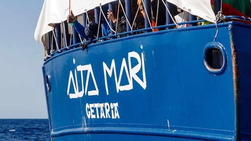 El buque Aita Mari.