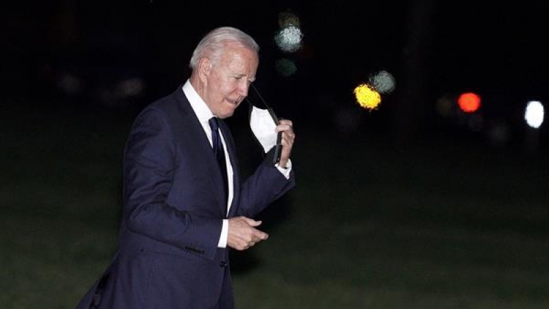 El presidente de Estados unidos, Joe Biden, a la vuelta de su viaje en Oklahoma el 01 de junio de 2021.