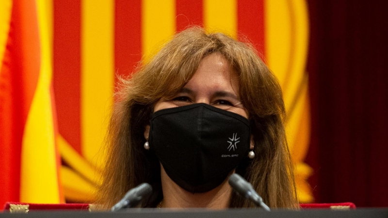 La presidenta del Parlament, Laura Borràs, en la primera sesión de control del nuevo Ejecutivo, a 2 de junio de 2021, en el Parlament de Catalunya, Barcelona, (España).