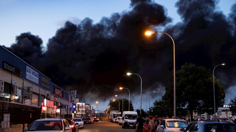 Un incendio se ha originado esta tarde en una empresa de productos químicos de Yuncos (Toledo)