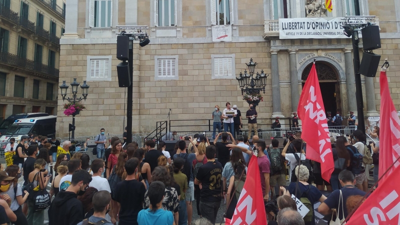 Conentració a Plaça Sant Jaume de Barcelona en suport a l'activista independentista Marcel Vivet el 17 de juny del 2021