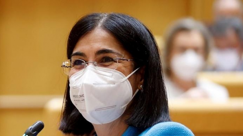 22/06/2021.- La ministra de Sanidad, Carolina Darias, interviene en la sesión de control al Gobierno celebrada este martes en el Senado.